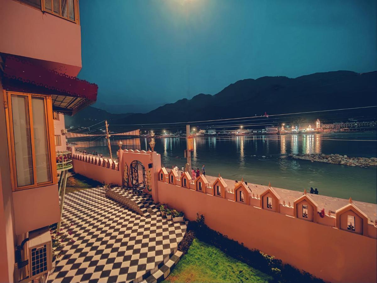 The Neeraj Ganga Heritage Palace ริชิเคช ภายนอก รูปภาพ