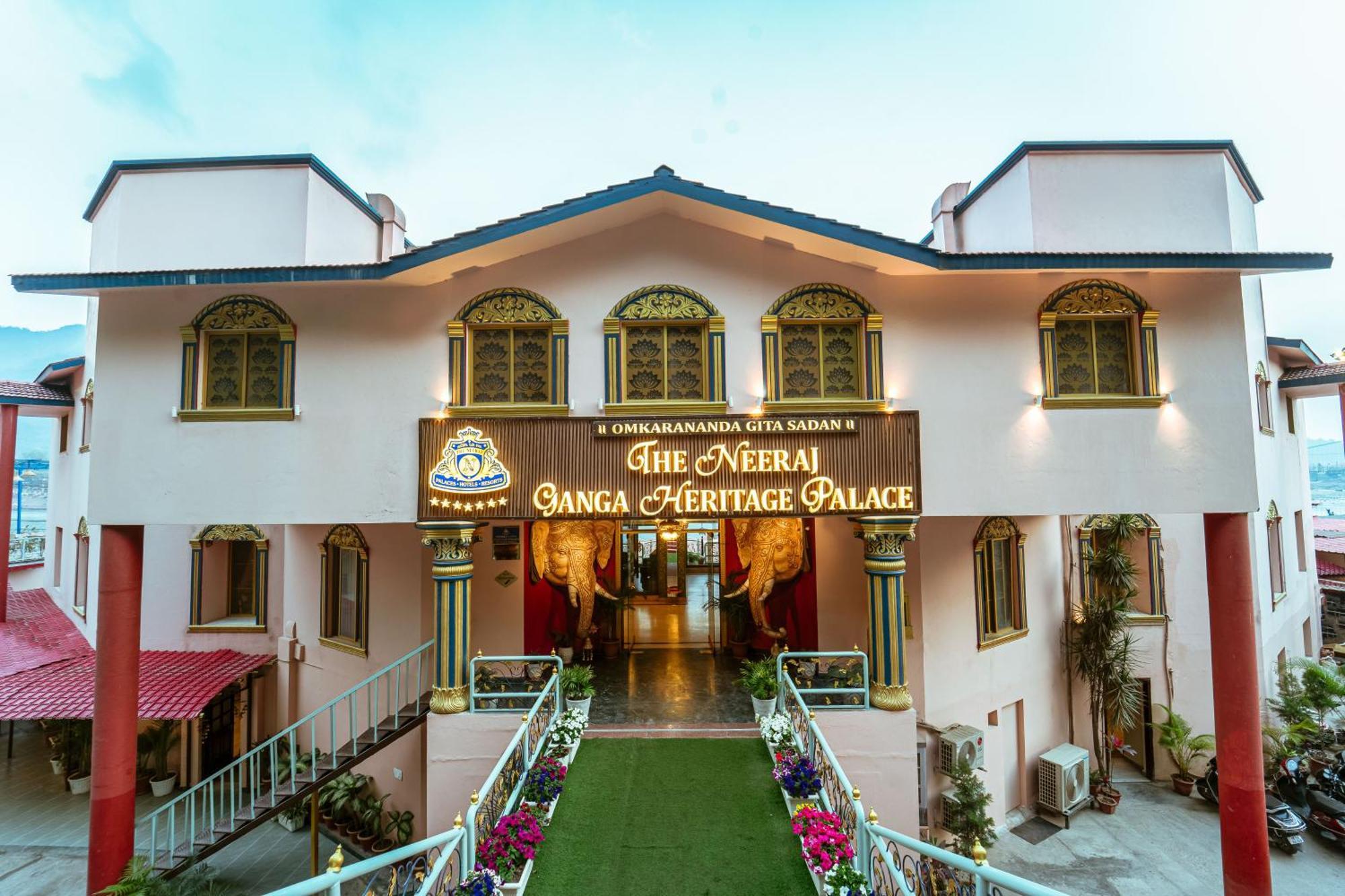 The Neeraj Ganga Heritage Palace ริชิเคช ภายนอก รูปภาพ